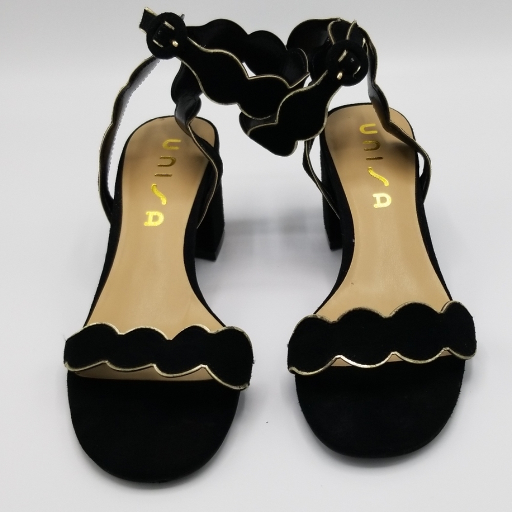 UNISA Black/Gold "Eadldyn" Scalloped Block Heels